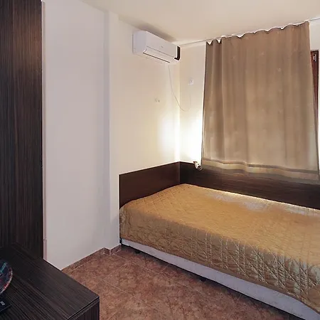 Отель Family Kosko